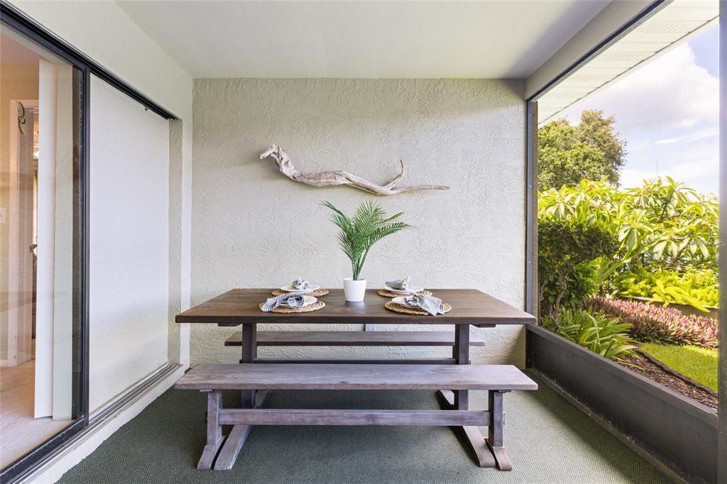 For Sale: $585,000 (2 beds, 2 baths, 1631 Square Feet)