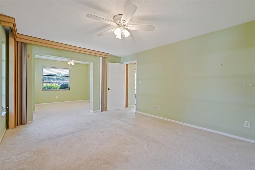 For Sale: $585,000 (2 beds, 2 baths, 1631 Square Feet)