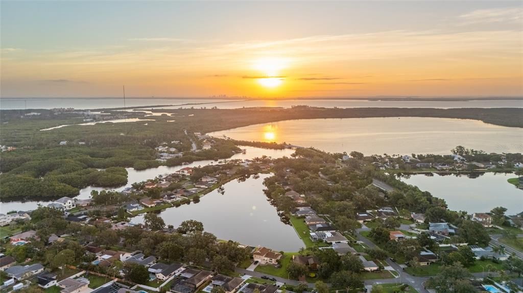 For Sale: $585,000 (2 beds, 2 baths, 1631 Square Feet)