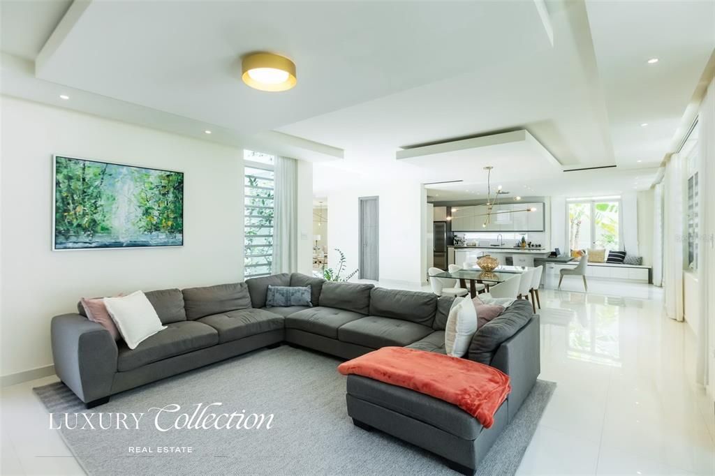 Active With Contract: $1,845,000 (5 beds, 3 baths, 3619 Square Feet)