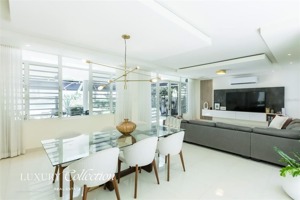 Active With Contract: $1,845,000 (5 beds, 3 baths, 3619 Square Feet)