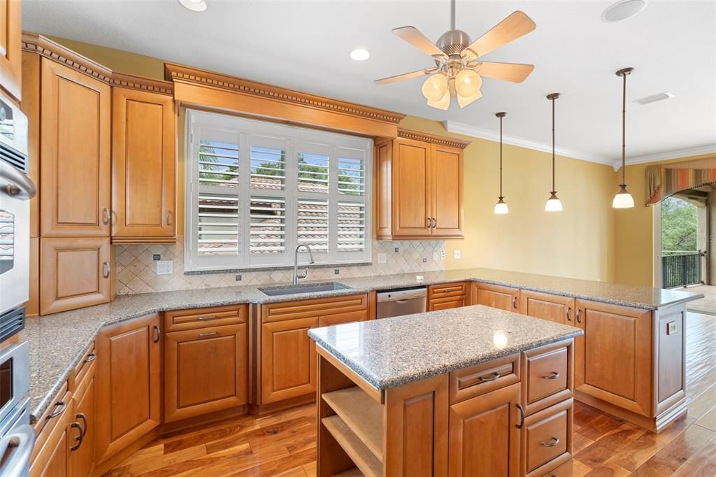 待售: $577,900 (3 贝兹, 2 浴室, 2880 平方英尺)