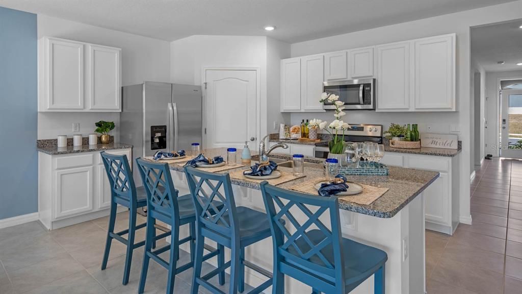 Activo con contrato: $321,990 (4 camas, 2 baños, 1828 Pies cuadrados)