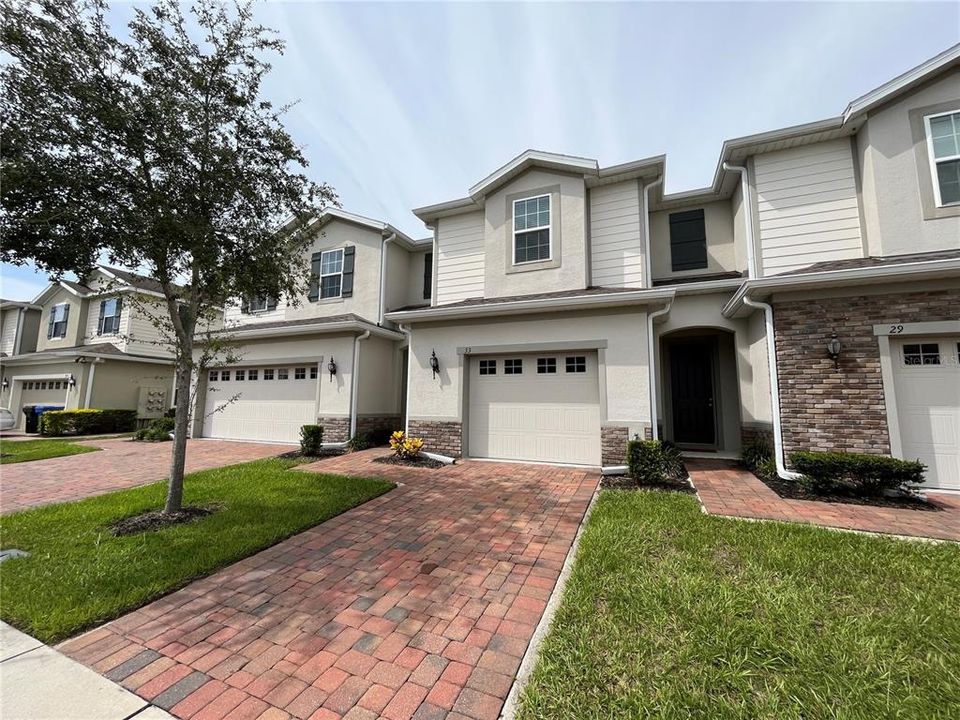 最近租的: $2,399 (3 贝兹, 2 浴室, 1872 平方英尺)