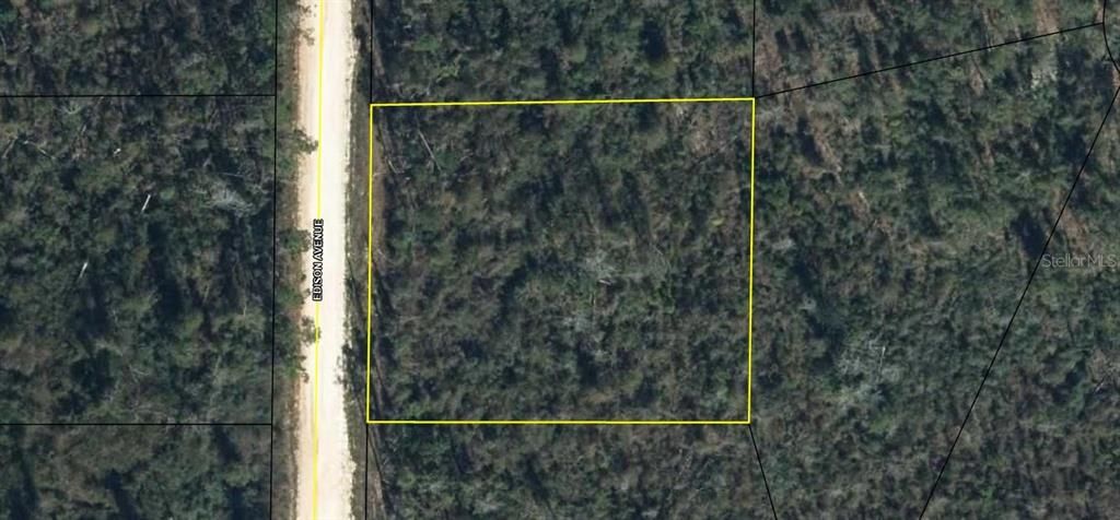 待售: $17,500 (1.06 acres)