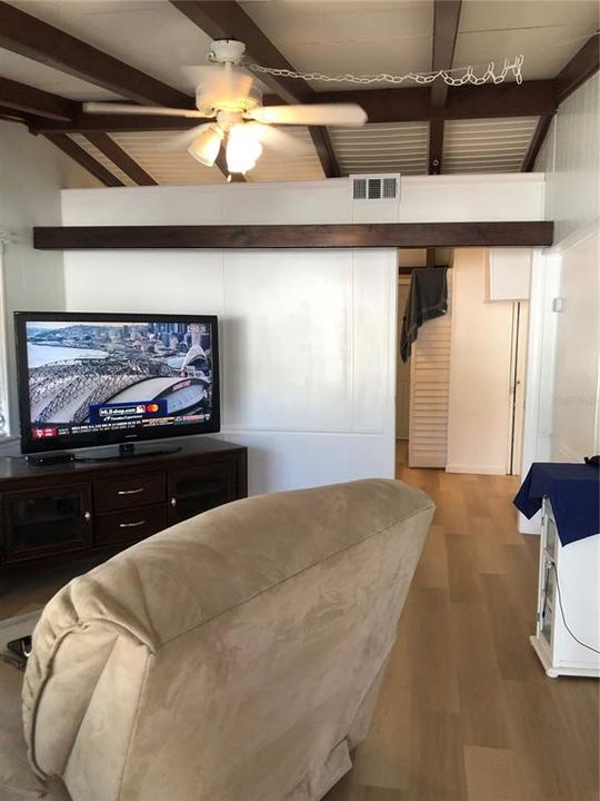 En Venta: $117,500 (2 camas, 1 baños, 667 Pies cuadrados)