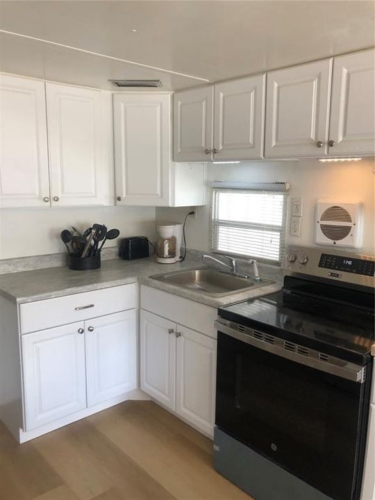 En Venta: $117,500 (2 camas, 1 baños, 667 Pies cuadrados)