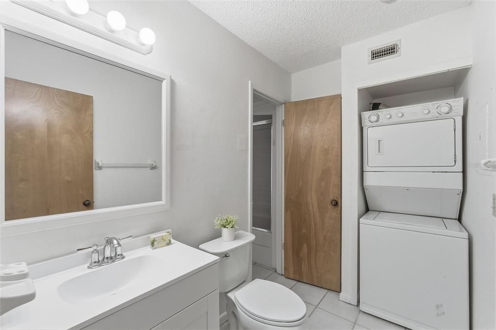 En Venta: $143,000 (2 camas, 1 baños, 722 Pies cuadrados)