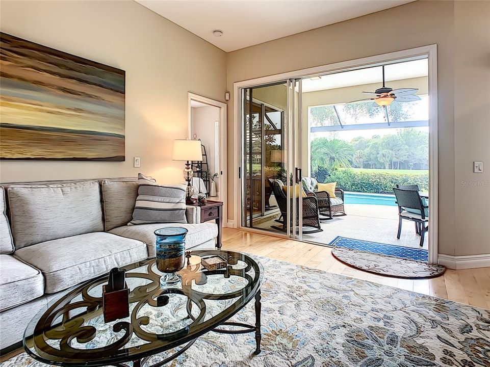 For Rent: $7,500 (3 beds, 2 baths, 1640 Square Feet)