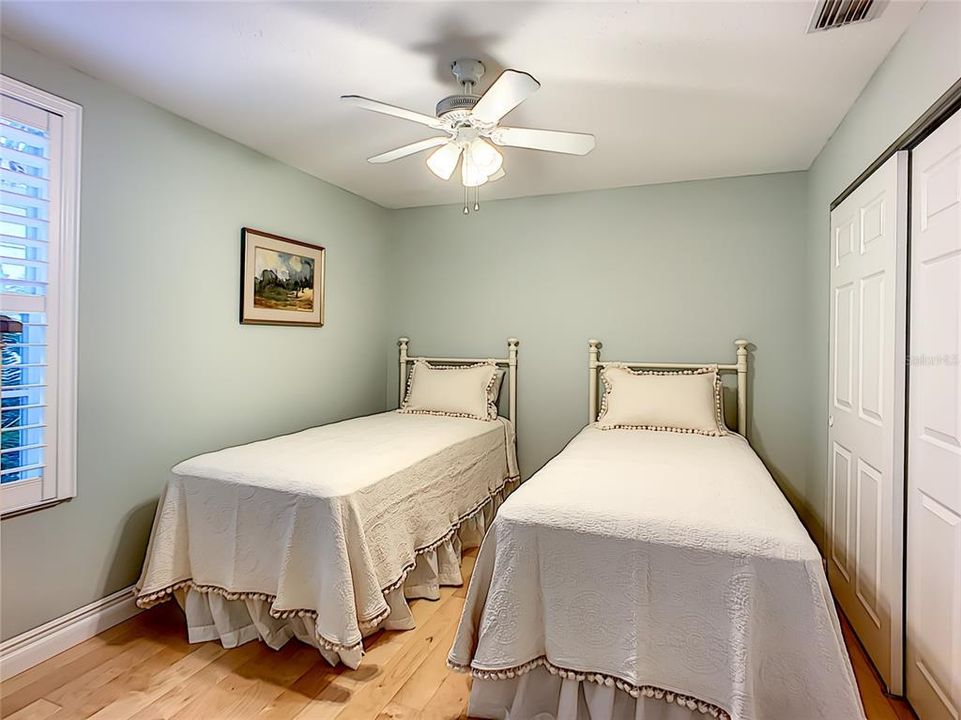 For Rent: $7,500 (3 beds, 2 baths, 1640 Square Feet)