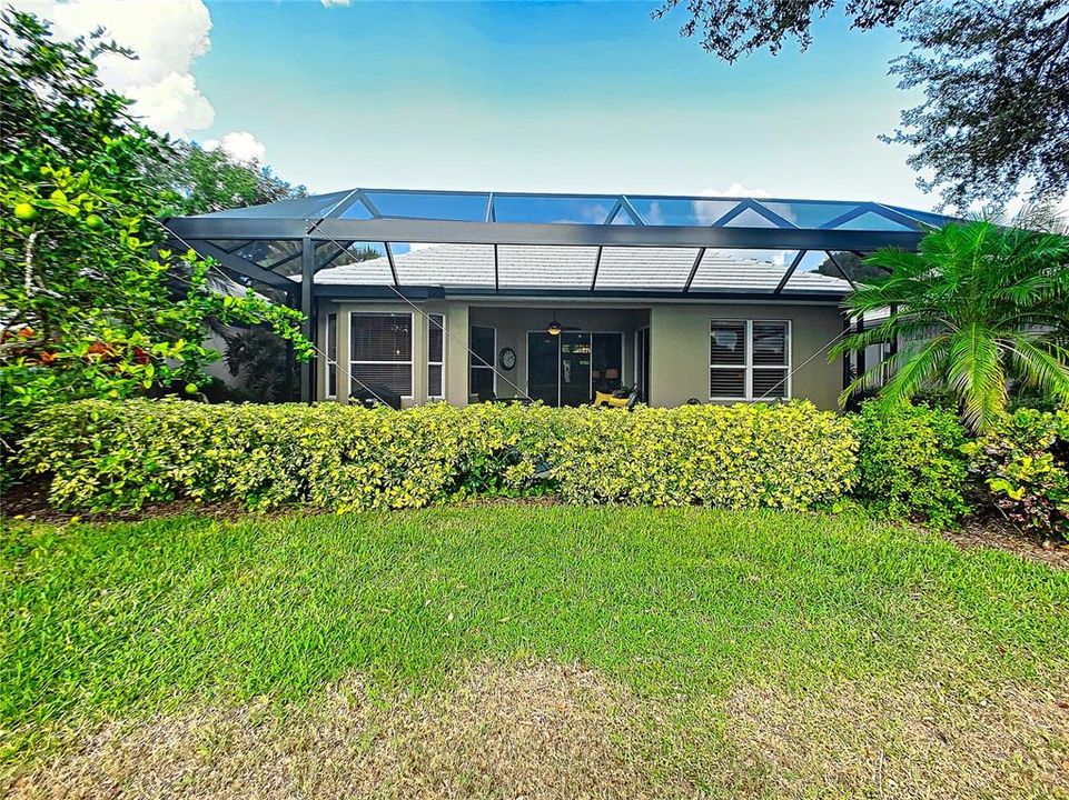 For Rent: $7,500 (3 beds, 2 baths, 1640 Square Feet)