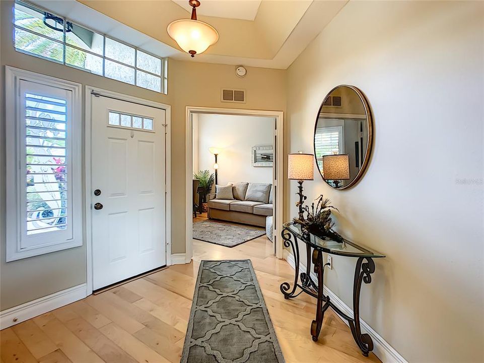 For Rent: $7,500 (3 beds, 2 baths, 1640 Square Feet)