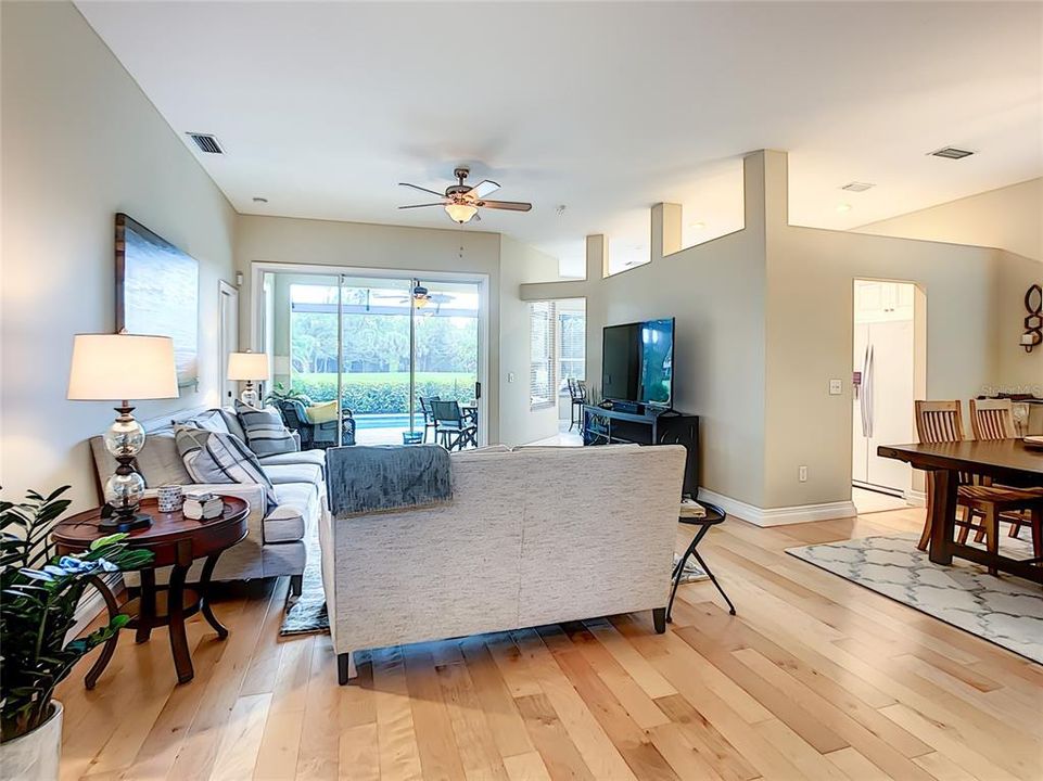 For Rent: $7,500 (3 beds, 2 baths, 1640 Square Feet)