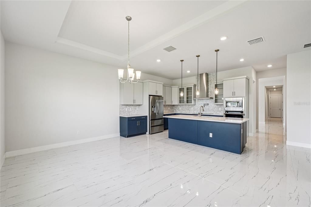 На продажу: $1,164,000 (6 спален, 5 ванн, 4977 Квадратных фут)