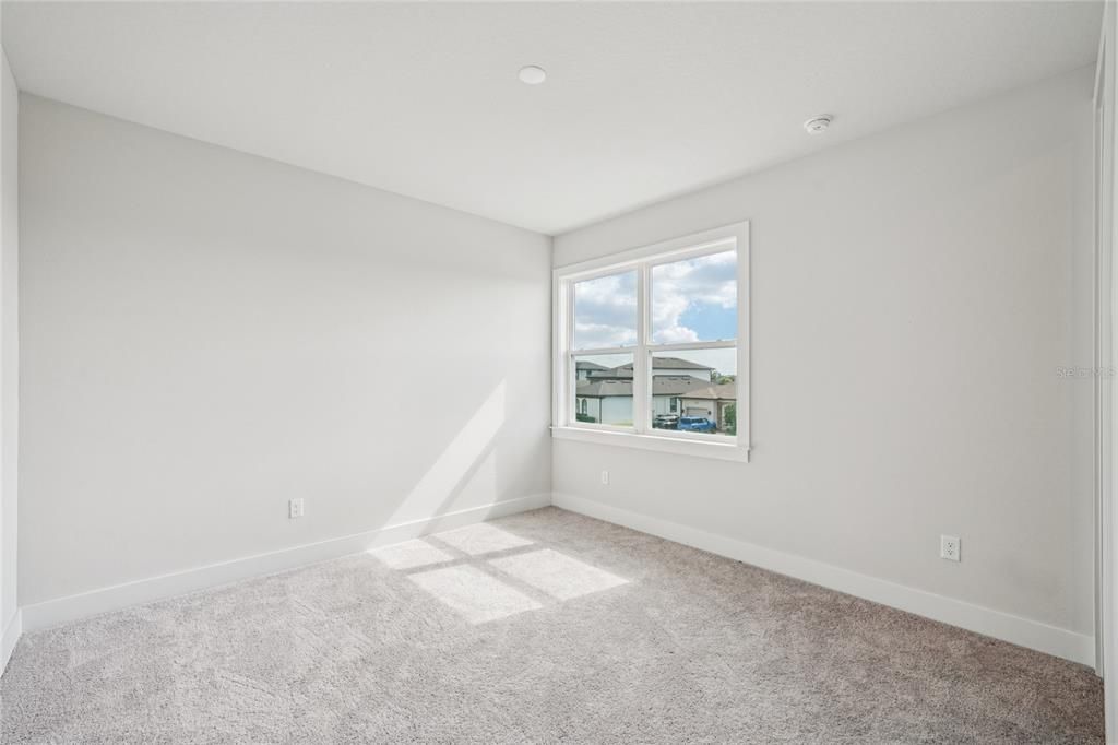 На продажу: $1,164,000 (6 спален, 5 ванн, 4977 Квадратных фут)