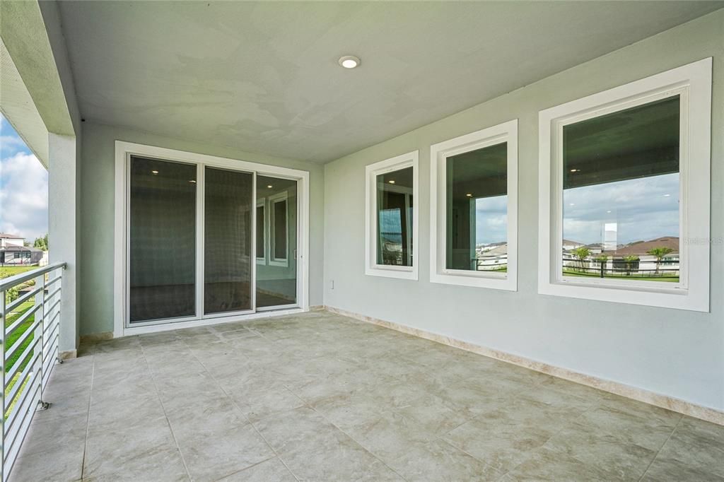 На продажу: $1,164,000 (6 спален, 5 ванн, 4977 Квадратных фут)