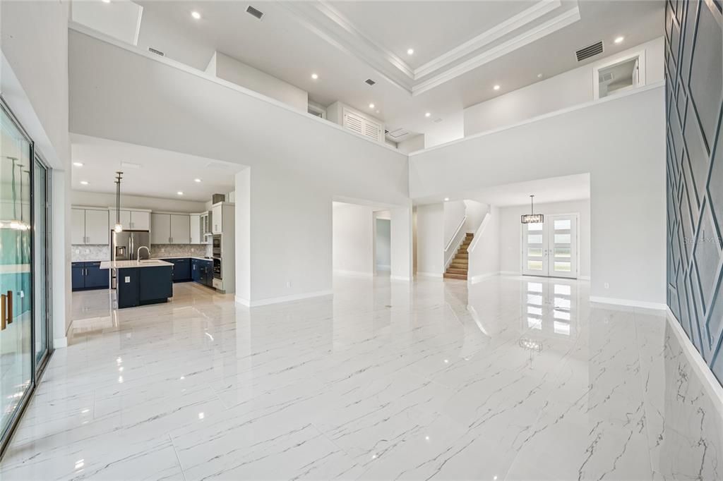 На продажу: $1,164,000 (6 спален, 5 ванн, 4977 Квадратных фут)