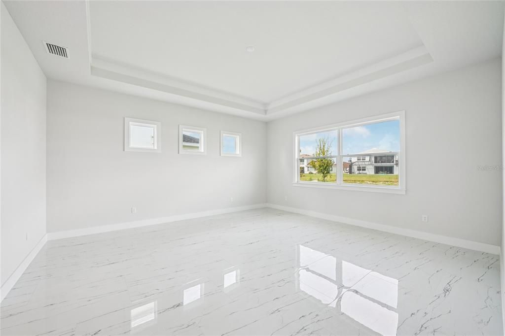 На продажу: $1,164,000 (6 спален, 5 ванн, 4977 Квадратных фут)