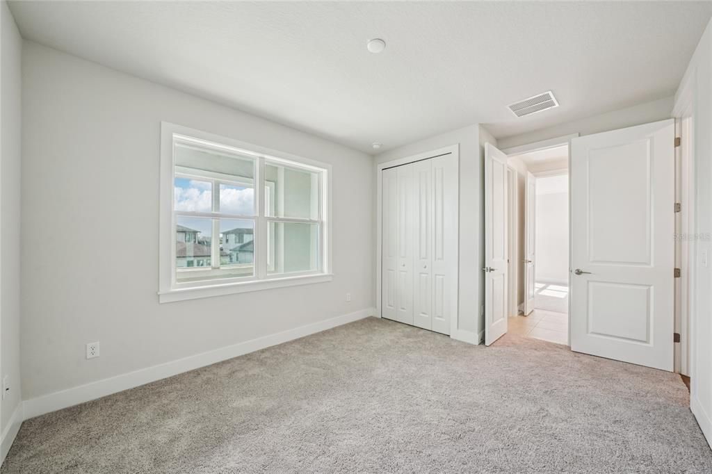 На продажу: $1,164,000 (6 спален, 5 ванн, 4977 Квадратных фут)