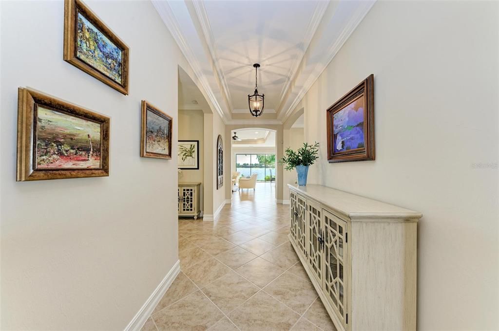 Под контрактом: $774,900 (4 спален, 3 ванн, 2431 Квадратных фут)