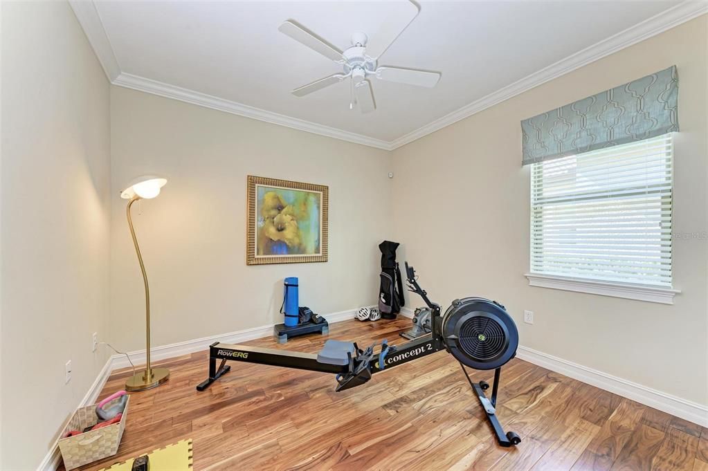 Под контрактом: $774,900 (4 спален, 3 ванн, 2431 Квадратных фут)