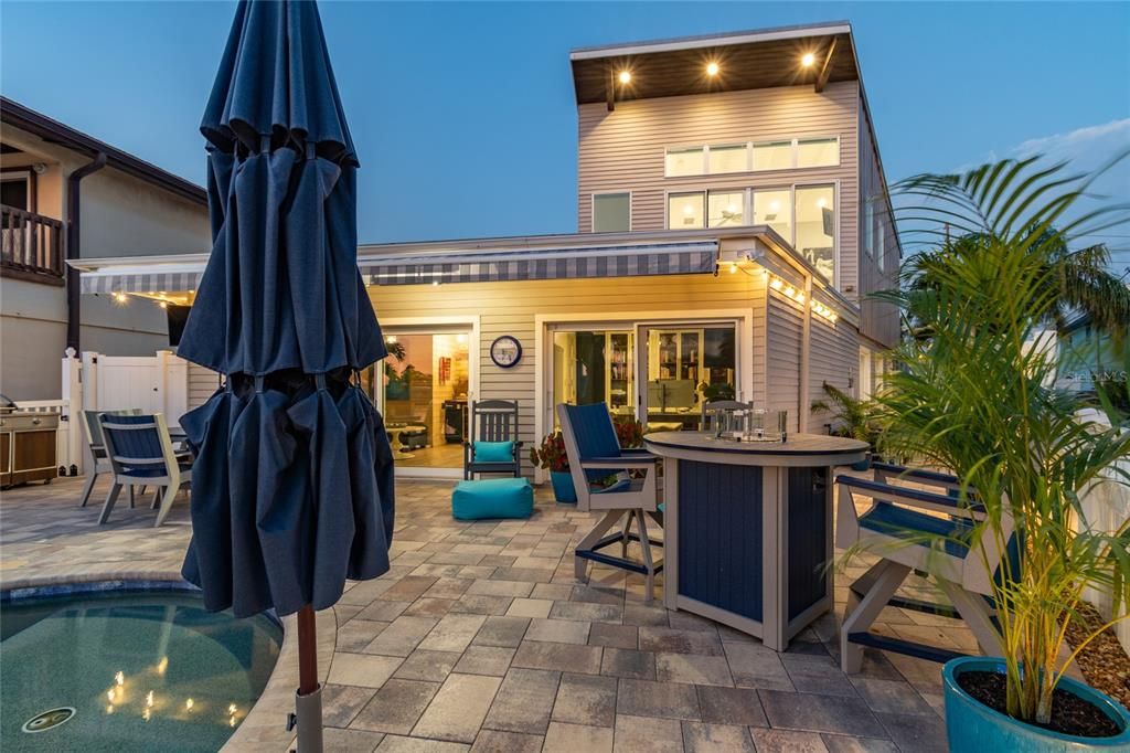 En Venta: $1,235,000 (4 camas, 3 baños, 3072 Pies cuadrados)