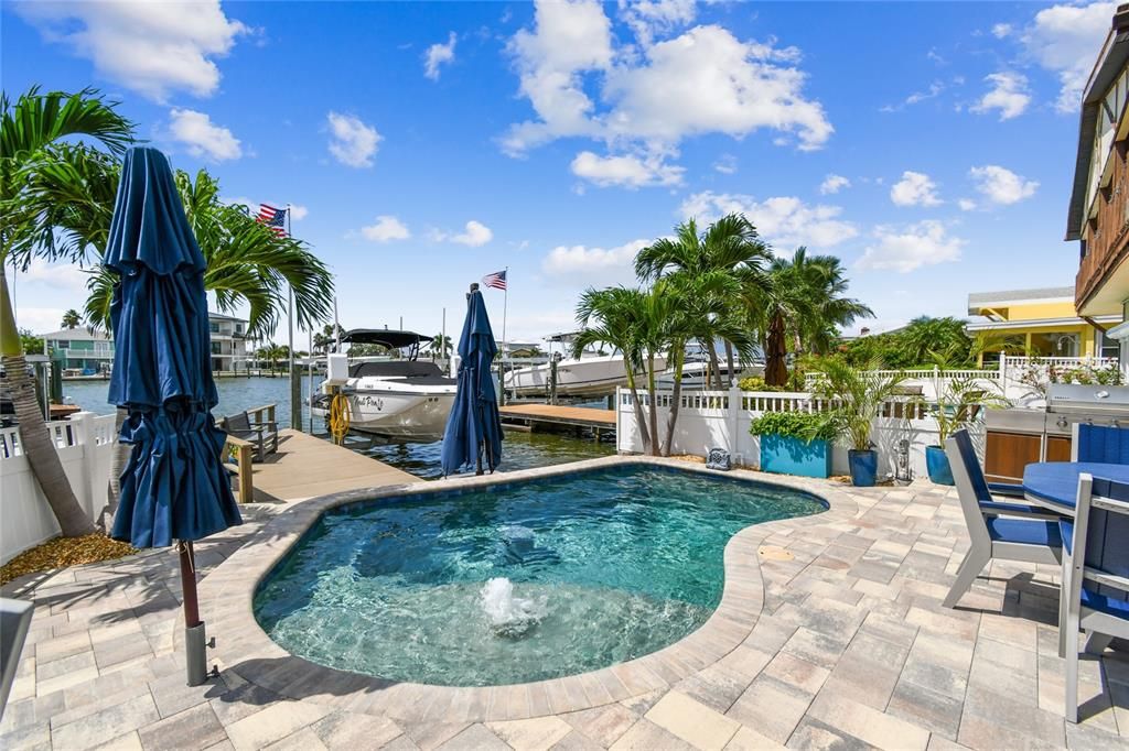 En Venta: $1,235,000 (4 camas, 3 baños, 3072 Pies cuadrados)