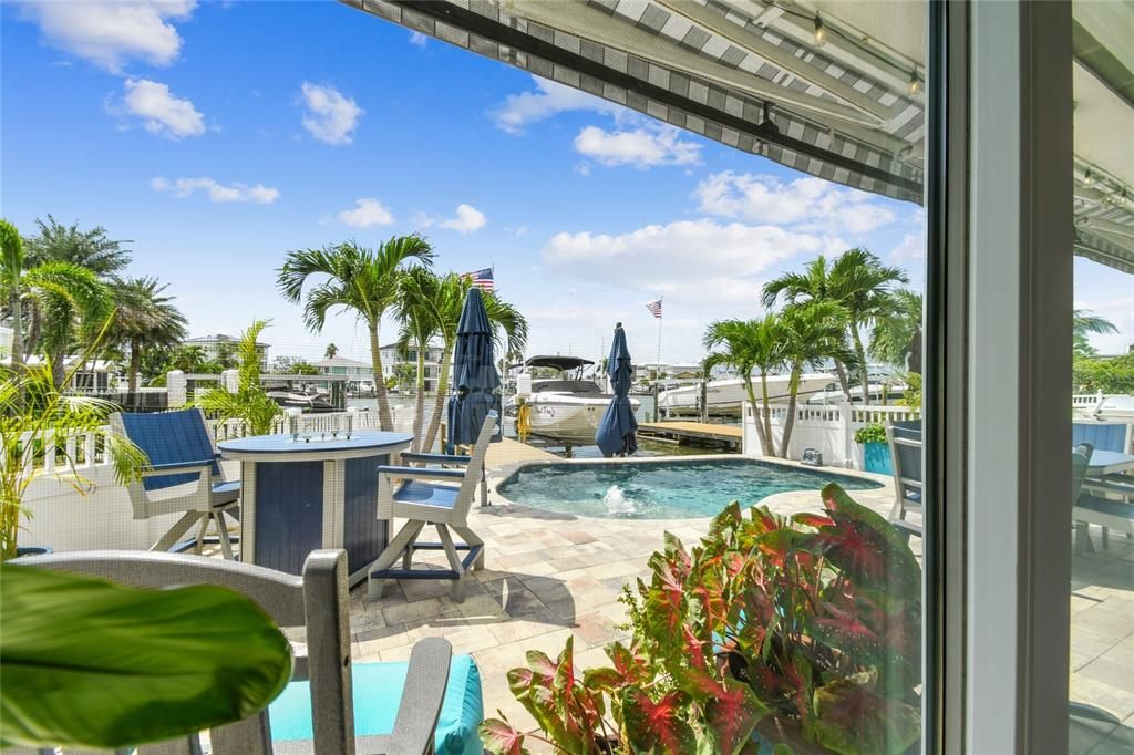 En Venta: $1,235,000 (4 camas, 3 baños, 3072 Pies cuadrados)