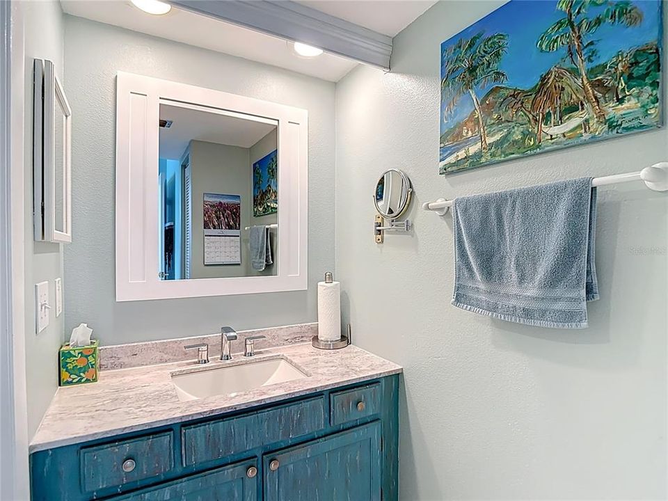 待售: $319,000 (2 贝兹, 2 浴室, 1100 平方英尺)