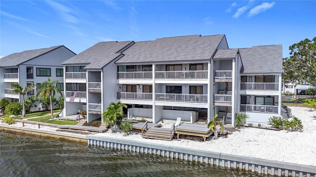 待售: $319,000 (2 贝兹, 2 浴室, 1100 平方英尺)