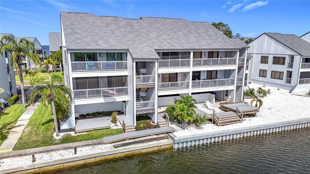 待售: $319,000 (2 贝兹, 2 浴室, 1100 平方英尺)