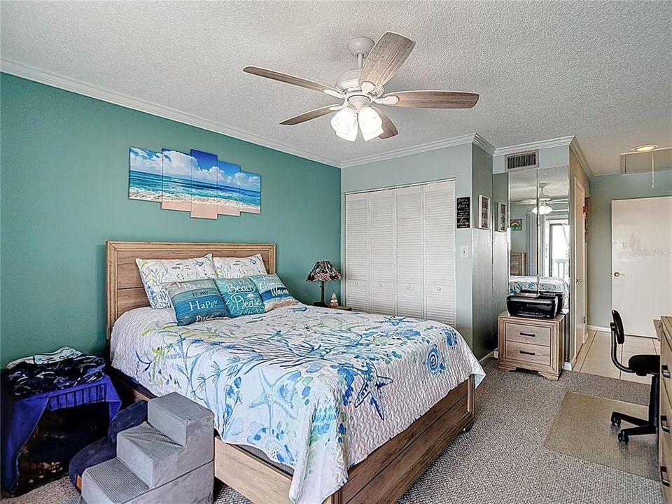 待售: $319,000 (2 贝兹, 2 浴室, 1100 平方英尺)