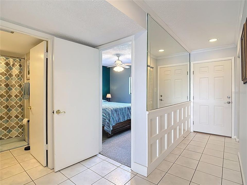 待售: $319,000 (2 贝兹, 2 浴室, 1100 平方英尺)