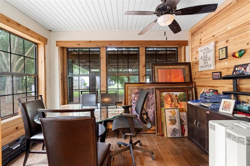 For Sale: $1,500,000 (8 beds, 4 baths, 4450 Square Feet)