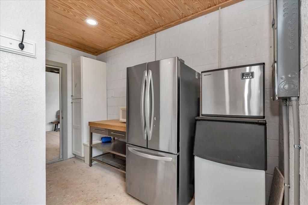 На продажу: $1,350,000 (1 спален, 1 ванн, 200 Квадратных фут)