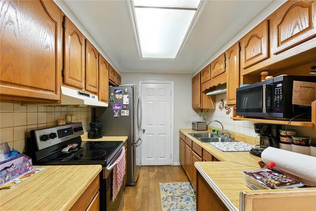 For Sale: $1,700,000 (0 beds, 0 baths, 1546 Square Feet)