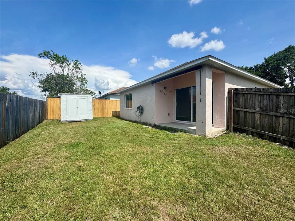 For Rent: $1,800 (3 beds, 2 baths, 1285 Square Feet)