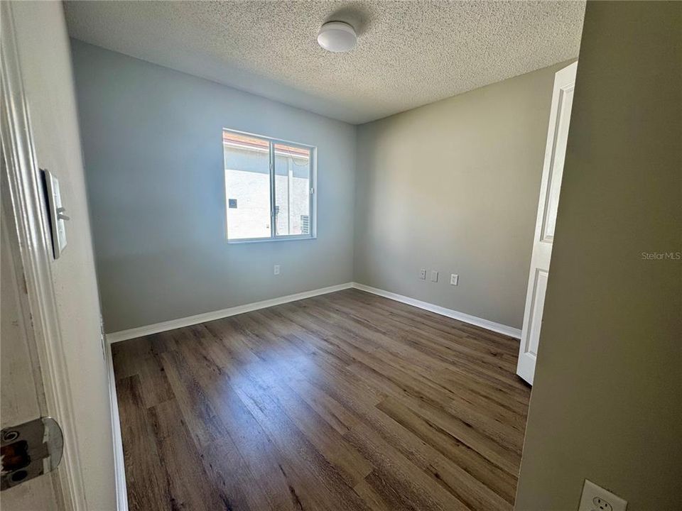 For Rent: $1,800 (3 beds, 2 baths, 1285 Square Feet)