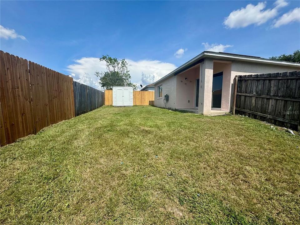 For Rent: $1,800 (3 beds, 2 baths, 1285 Square Feet)