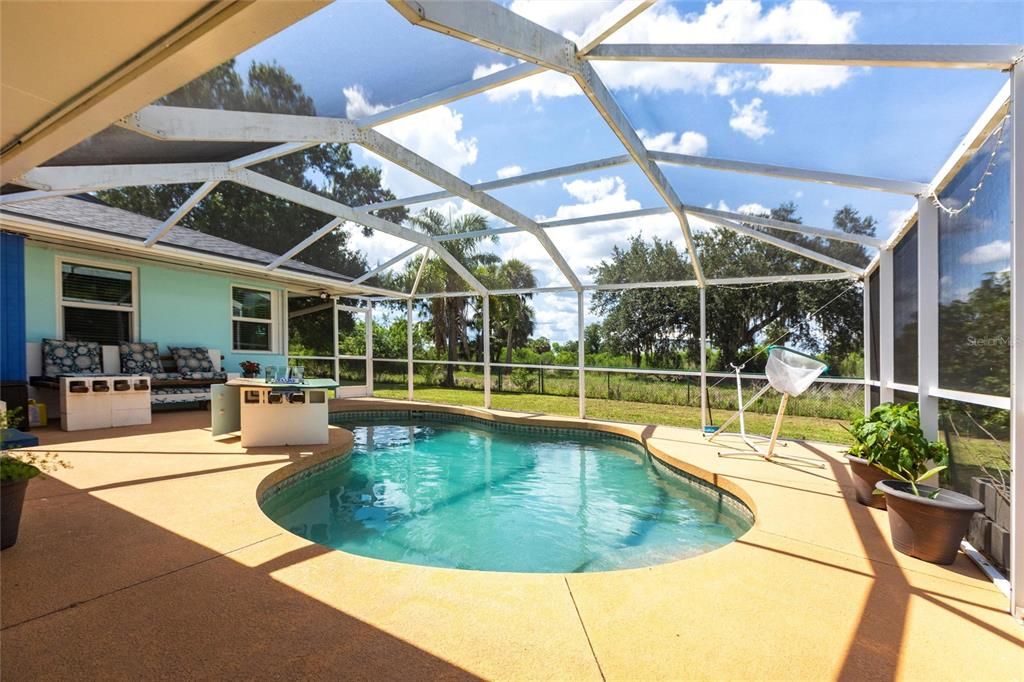 待售: $319,900 (4 贝兹, 2 浴室, 1826 平方英尺)