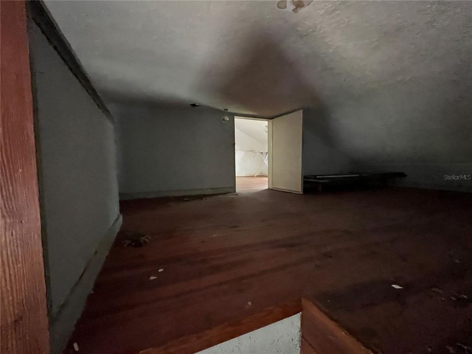 待售: $299,900 (3 贝兹, 2 浴室, 1518 平方英尺)