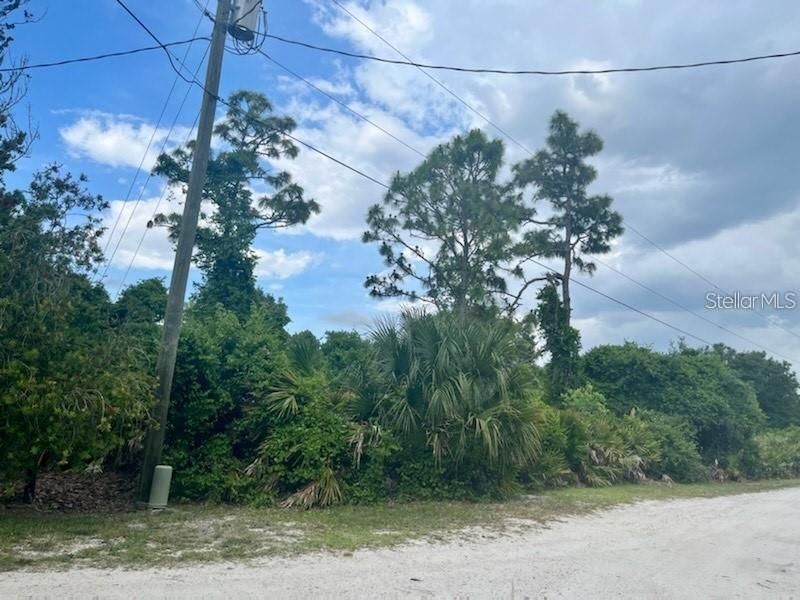 En Venta: $99,000 (0.76 acres)