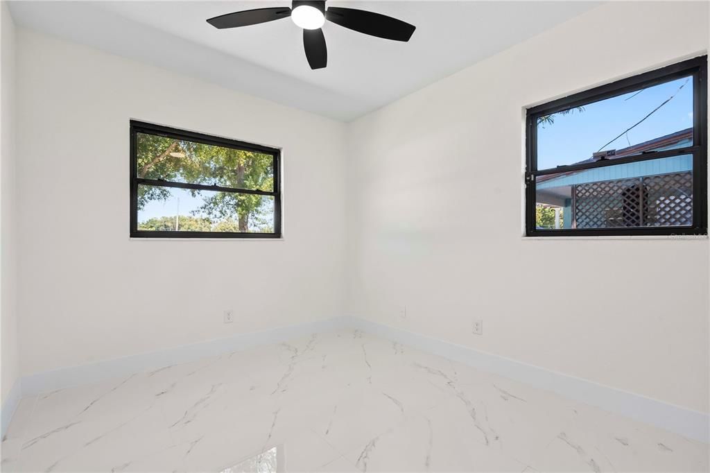 En Venta: $420,000 (3 camas, 2 baños, 1038 Pies cuadrados)