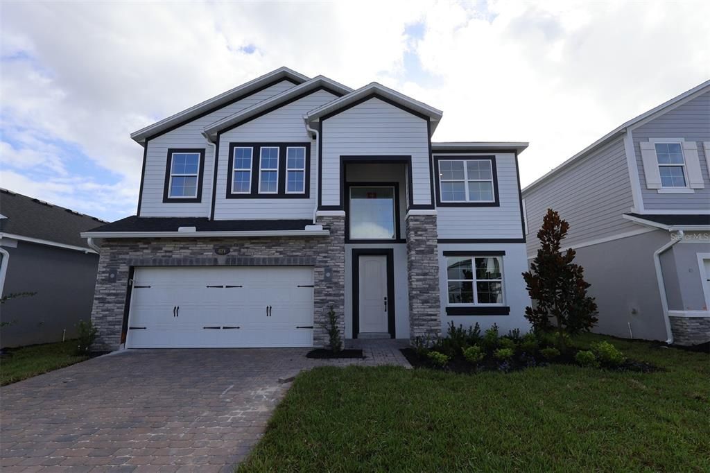 Недавно продано: $704,990 (5 спален, 5 ванн, 3783 Квадратных фут)