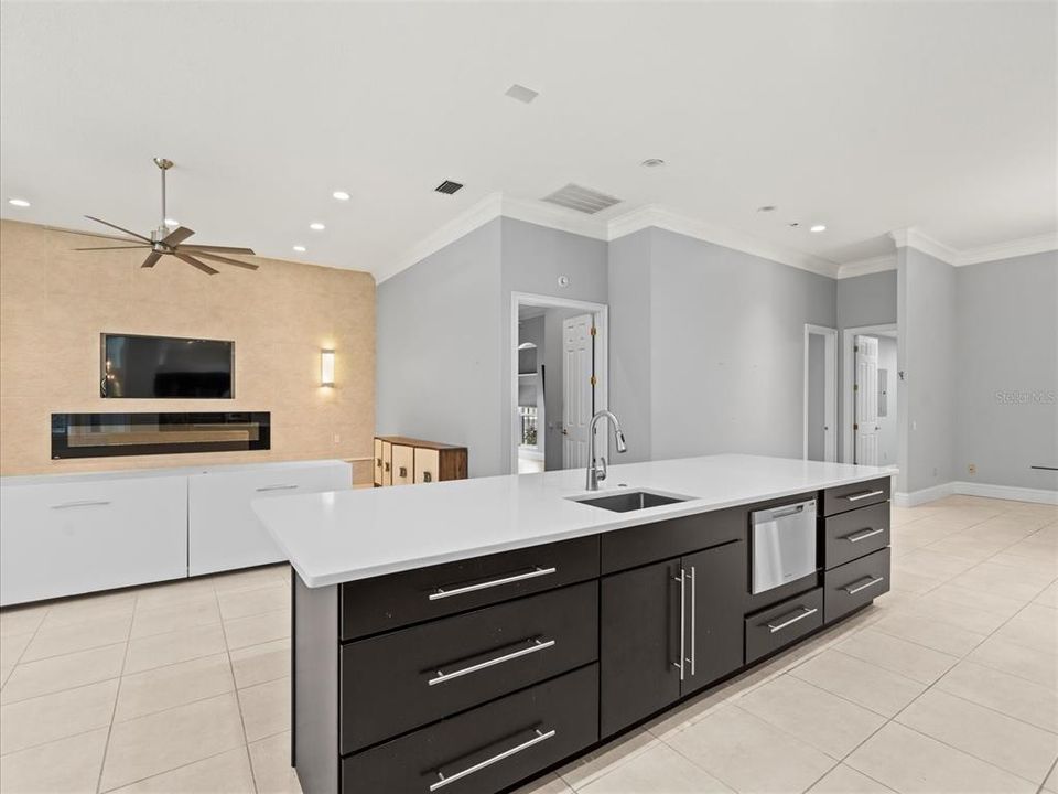 Active With Contract: $875,000 (4 beds, 3 baths, 3659 Square Feet)