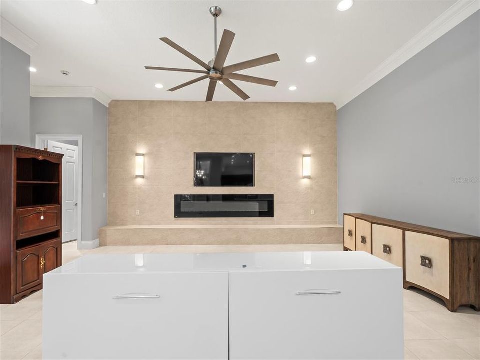 Active With Contract: $875,000 (4 beds, 3 baths, 3659 Square Feet)