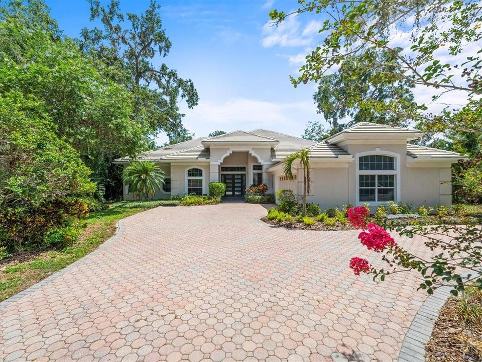 Active With Contract: $875,000 (4 beds, 3 baths, 3659 Square Feet)