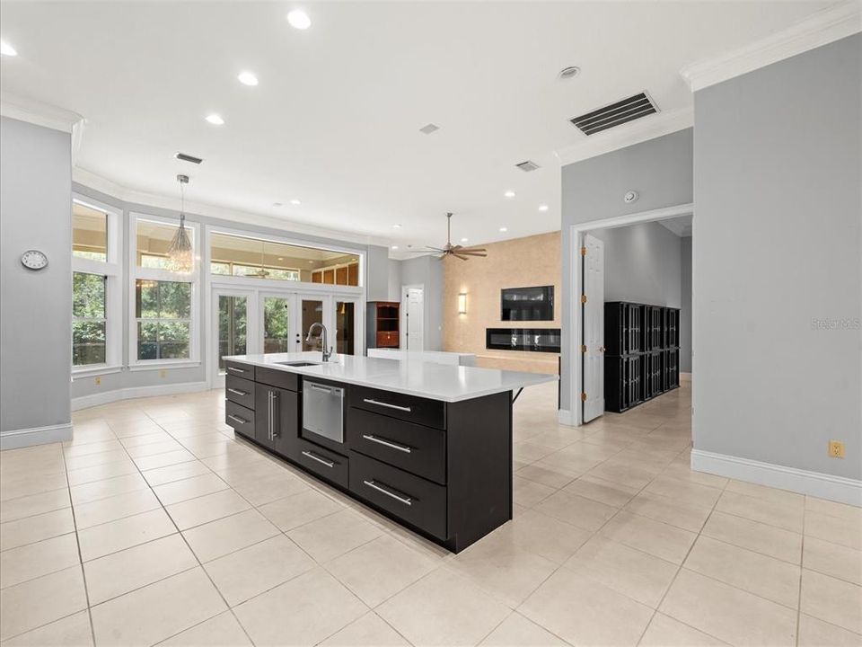 Active With Contract: $875,000 (4 beds, 3 baths, 3659 Square Feet)