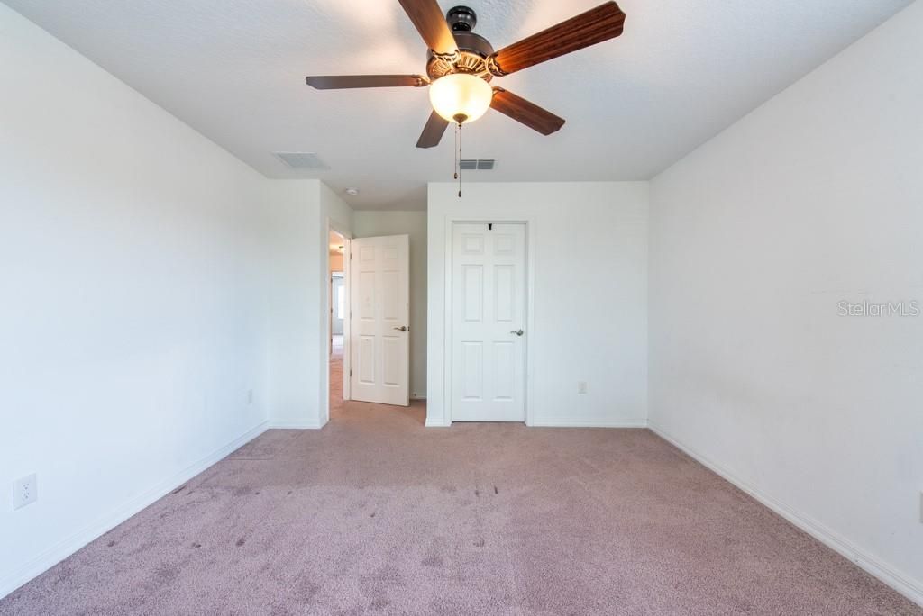 Active With Contract: $525,000 (5 beds, 3 baths, 3552 Square Feet)