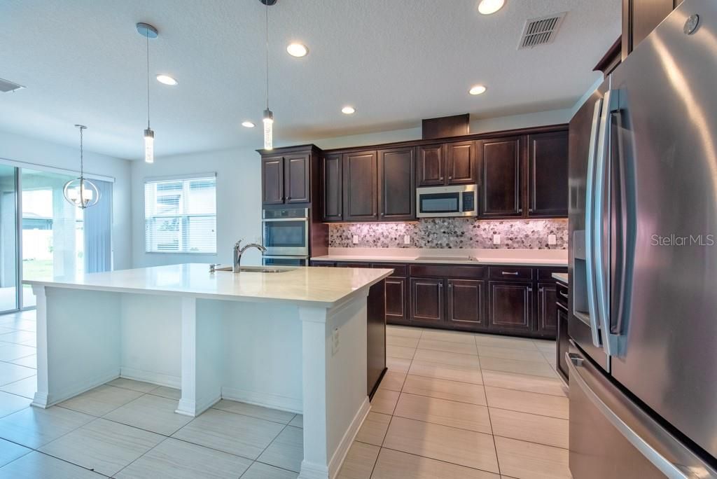 Active With Contract: $525,000 (5 beds, 3 baths, 3552 Square Feet)